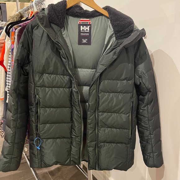 Helly Hansen Jackets & Blazers - Helly Hansen Puffer Coat XL